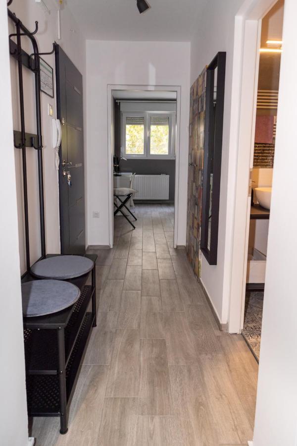 Apartman Ina Осиек Экстерьер фото