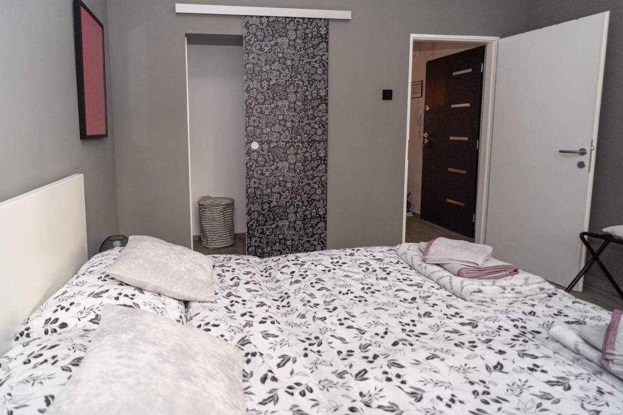 Apartman Ina Осиек Экстерьер фото